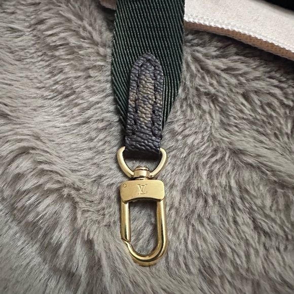 Louis Vuitton Felicie strap and go crossbody bag - Picture 6 of 9